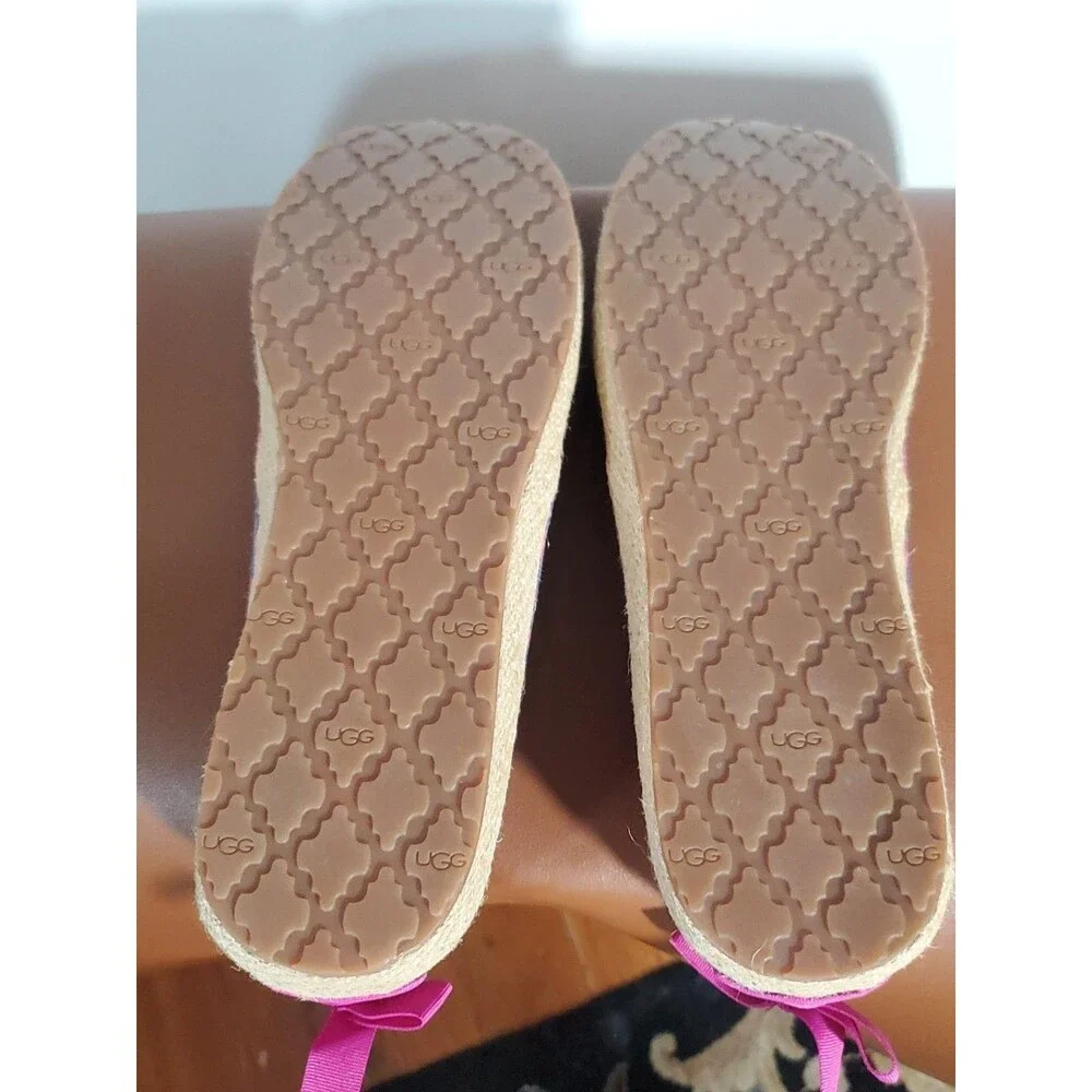 UGG Australia Size 9 Pink Purple Paisley Fabric Slip On Flats Espadrilles